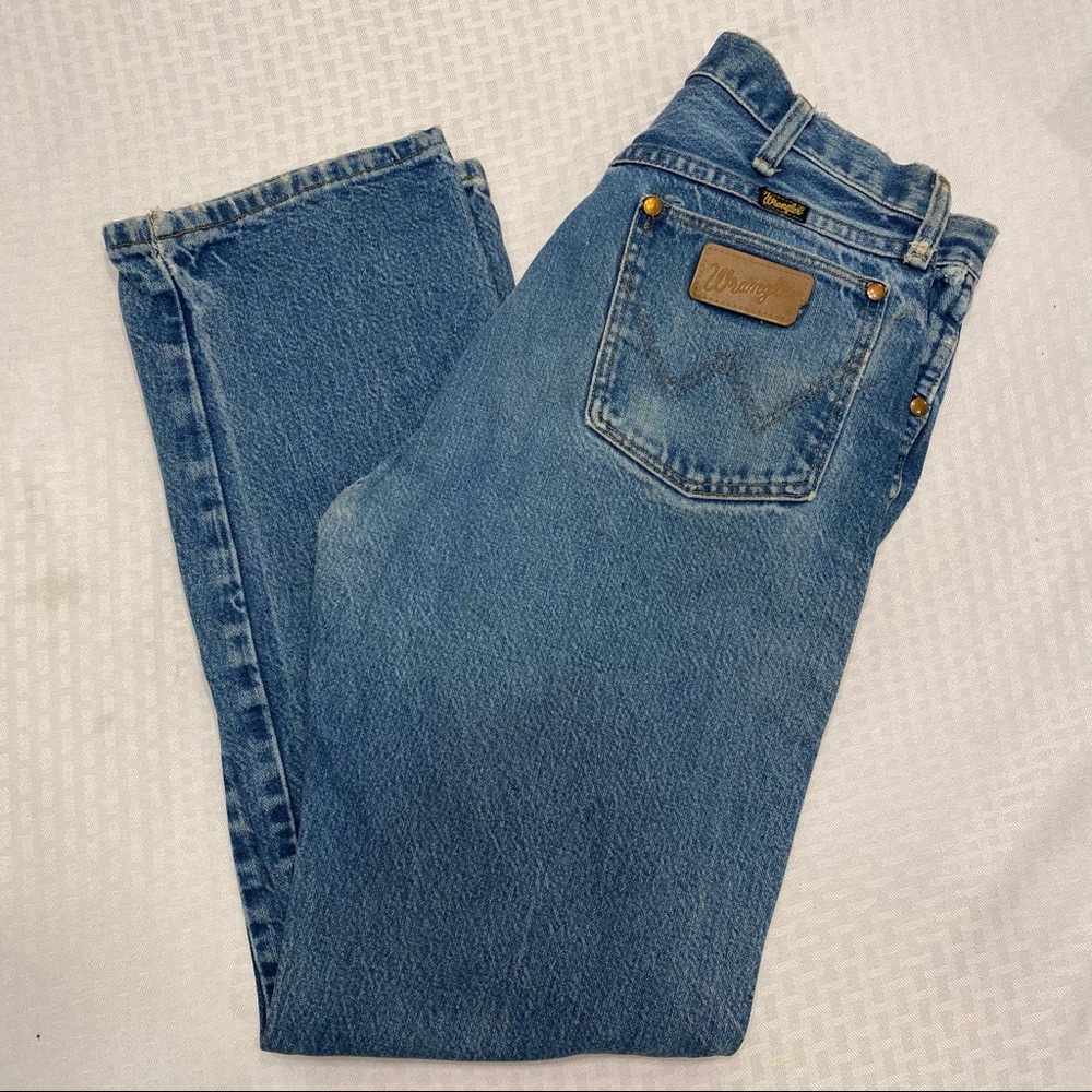 Vintage Wrangler classic high waisted jeans, regular and plus sizes available